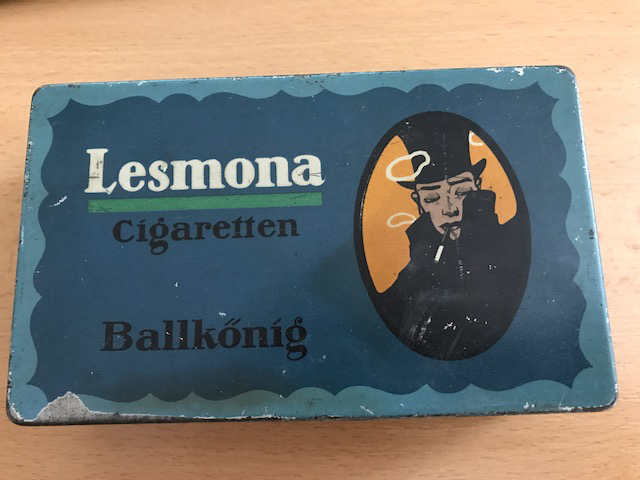 Lesmona Zigarettenfabrik Ballkönig